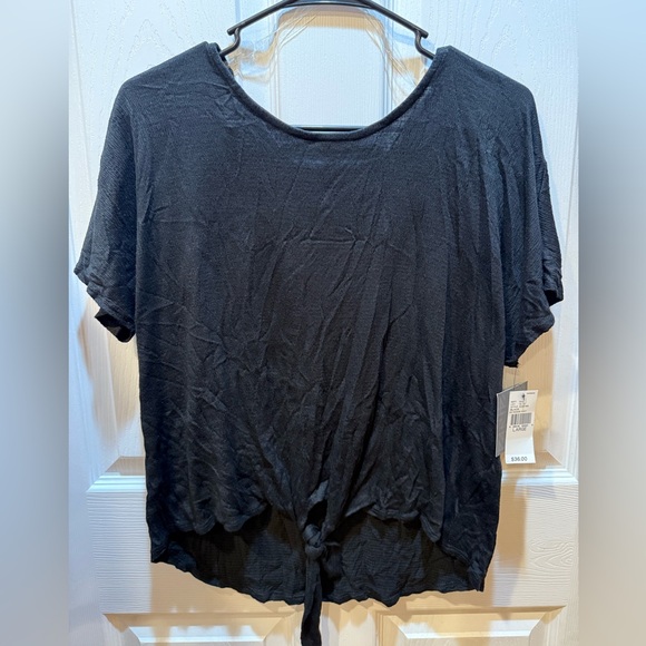 NWT iZ BYER top size large. Black. - Picture 3 of 4